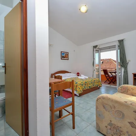 Bonex-1 By Interhome Apartman