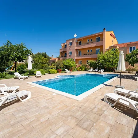 Apartman Bonex-1 By Interhome Privlaka