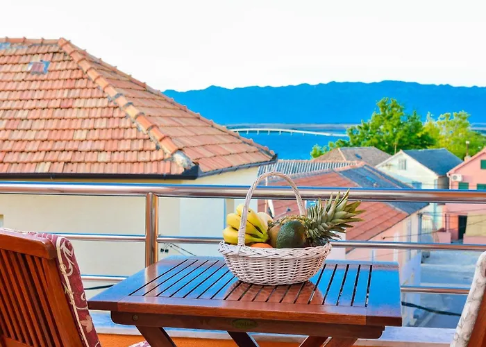 Bonex-1 By Interhome * Привлака